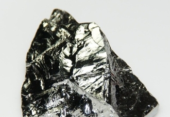 Gallium và Germanium là gì và tại sao chúng lại quan trọng đến thế?