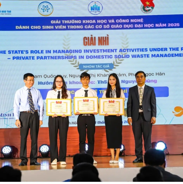 Thành viên ALTAS Đạt Giải Nhì Trong Giải Thưởng Khoa Học Và Công Nghệ Cấp Quốc Gia